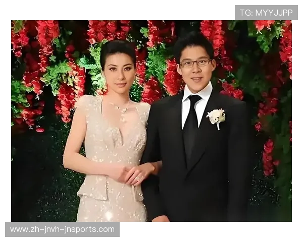 霍启刚自曝为追求郭晶晶费尽心思昔日豪门追爱故事引热议